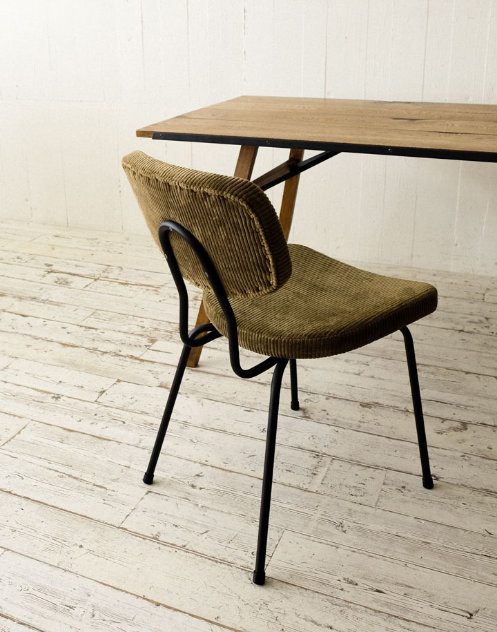 【TRUCK FURNITURE】 SUTTO DINING CHAIR200サイズの予定です