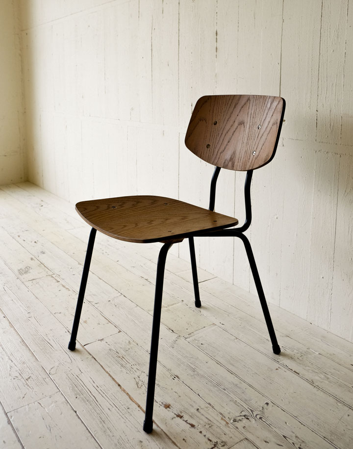 【TRUCK FURNITURE】 SUTTO DINING CHAIR200サイズの予定です